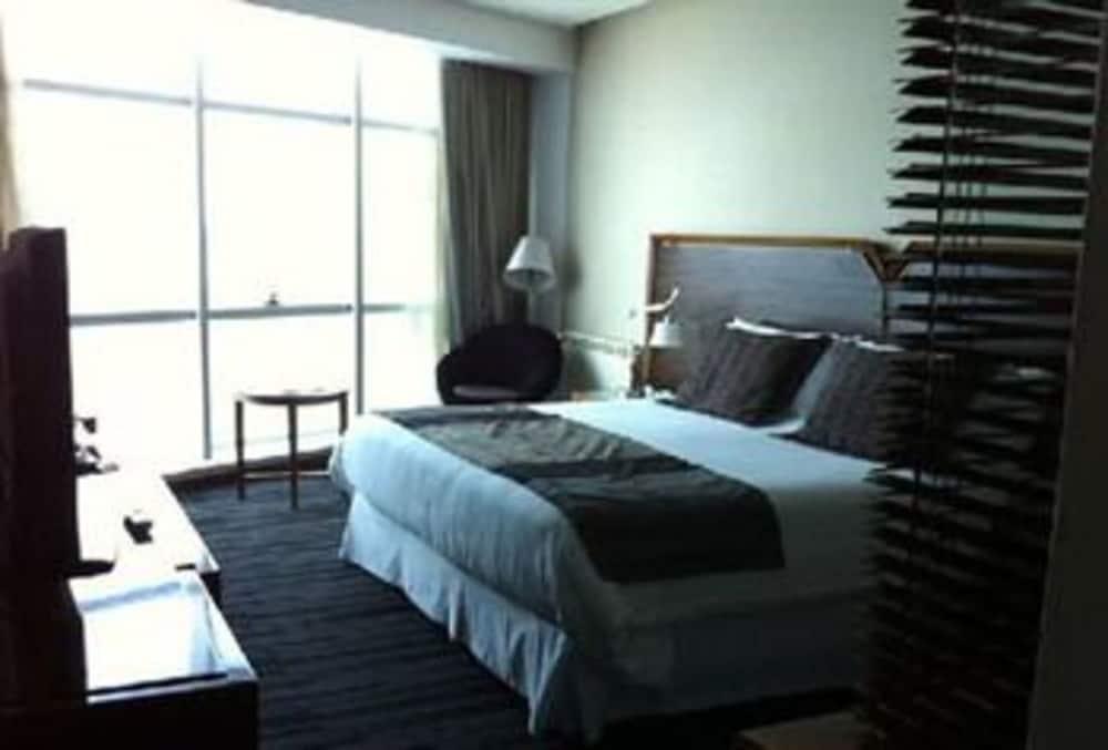 Hotel Dreams Del Estrecho Punta Arenas Exterior photo