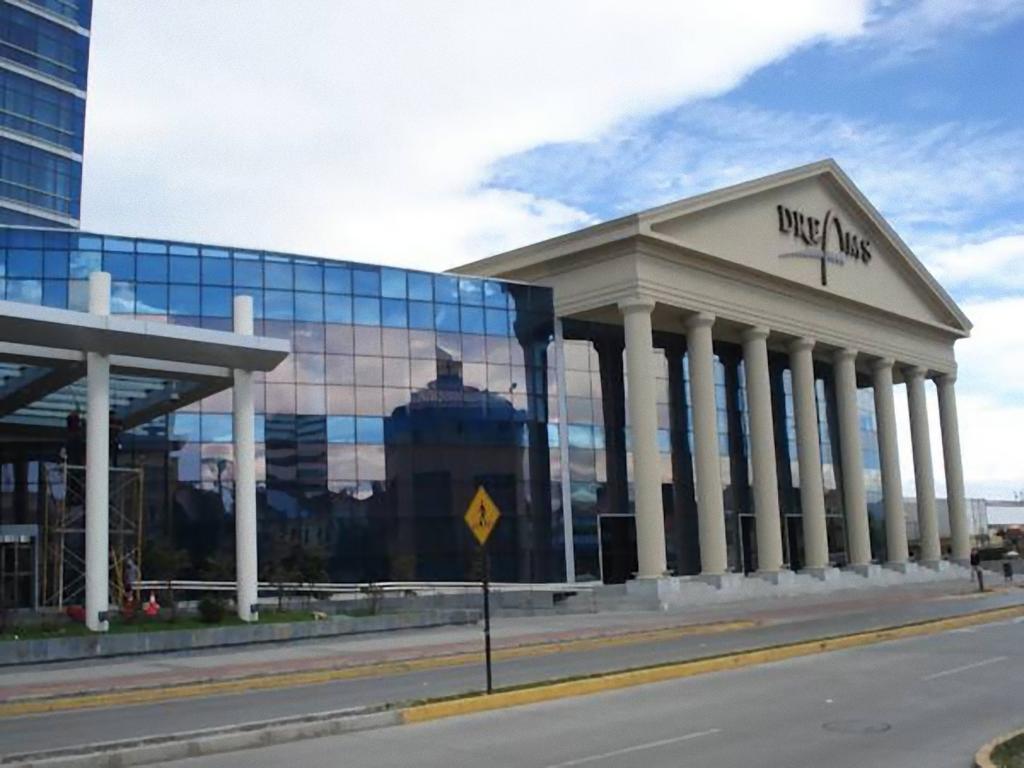 Hotel Dreams Del Estrecho Punta Arenas Exterior photo